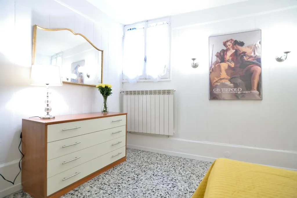 Apartment Calle Del Forno Italy